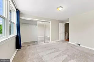325 E Pleasant St, Philadelphia, PA 19119 - Photo 14