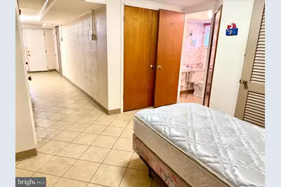 2529 Winchester Avenue, Philadelphia, PA 19152 - Photo 32