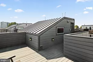 810 N 24th St, Philadelphia, PA 19130 - Photo 26