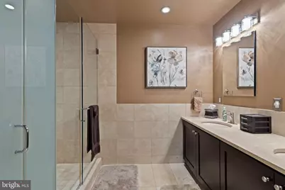 810 N 24th Street, Philadelphia, PA 19130 - Photo 20