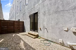 412 Moyer St, Philadelphia, PA 19125 - Photo 48