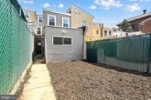 2026 E Cumberland St, Philadelphia, PA 19125 - Photo 16