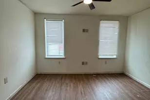 2205 N Bouvier St, Philadelphia, PA 19132 - Photo 12