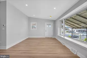 8901 Fairfield St, Philadelphia, PA 19152 - Photo 6