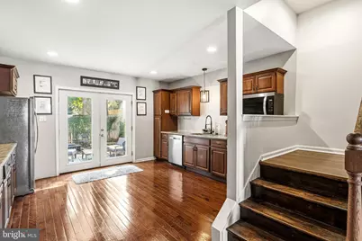 208 W Wildey Street, Philadelphia, PA 19123 - Photo 2