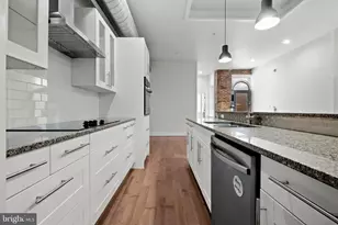 2013 E Susquehanna Ave, Philadelphia, PA 19125 - Photo 10