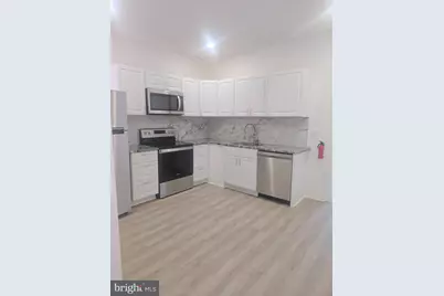 2561 N 18th Street #3RD FLOOR, Philadelphia, PA 19132 - Photo 2