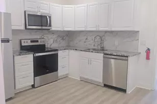 2561 N 18th St, Philadelphia, PA 19132 - Photo 2