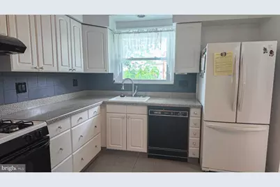1103 Hedgerow Lane, Philadelphia, PA 19115 - Photo 12