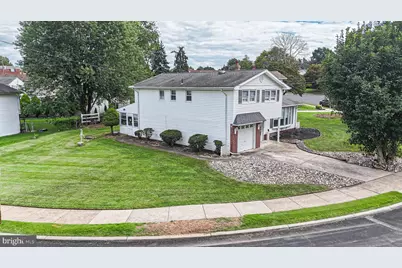 1103 Hedgerow Lane, Philadelphia, PA 19115 - Photo 2