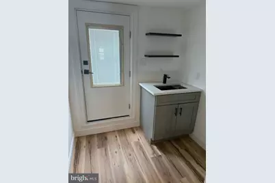 4810 Umbria, Philadelphia, PA 19127 - Photo 10