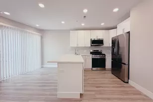 2720 W Thompson St, Philadelphia, PA 19121 - Photo 2