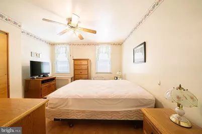 1033 Daly Street, Philadelphia, PA 19148 - Photo 6