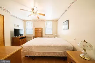 1033 Daly St, Philadelphia, PA 19148 - Photo 6