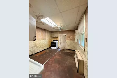 1033 E Crease Street, Philadelphia, PA 19125 - Photo 6