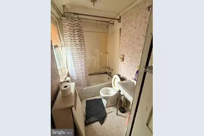 1033 E Crease Street, Philadelphia, PA 19125 - Photo 10