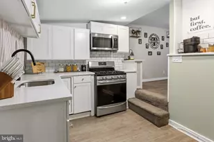 2734 Haworth St, Philadelphia, PA 19137 - Photo 10