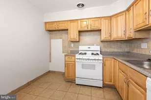 1003 Red Lion Rd, Philadelphia, PA 19115 - Photo 4