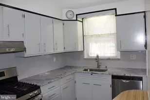5625 Arbor St, Philadelphia, PA 19120 - Photo 8