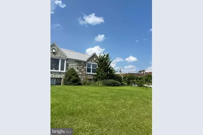 8942 Blue Grass Road, Philadelphia, PA 19152 - Photo 2