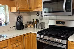 8942 Blue Grass Rd, Philadelphia, PA 19152 - Photo 4
