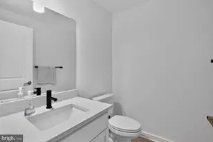 7354 Ridge Ave, Philadelphia, PA 19128 - Photo 18