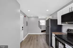 2143 E Arizona St, Philadelphia, PA 19125 - Photo 16