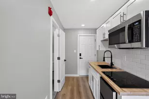 2143 E Arizona St, Philadelphia, PA 19125 - Photo 24