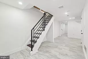 2245 E Cambria St, Philadelphia, PA 19134 - Photo 18