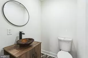 382 Martin St, Philadelphia, PA 19128 - Photo 16