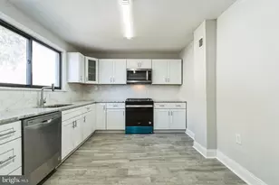 382 Martin St, Philadelphia, PA 19128 - Photo 8