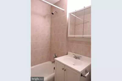 1324 Locust Street #1101, Philadelphia, PA 19107 - Photo 8