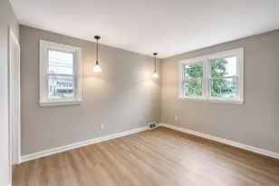 1162 Glenn St, Philadelphia, PA 19115 - Photo 12