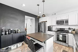 1920 Warnock St, Philadelphia, PA 19148 - Photo 10