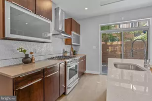 1906 Kater St, Philadelphia, PA 19146 - Photo 12