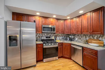 840 N 19th Street #A, Philadelphia, PA 19130 - Photo 8