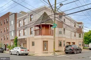 840 N 19th St, Philadelphia, PA 19130 - Photo 1