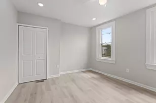 3010 Emerald St, Philadelphia, PA 19134 - Photo 10