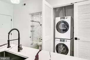 2054 N 2nd St, Philadelphia, PA 19122 - Photo 6