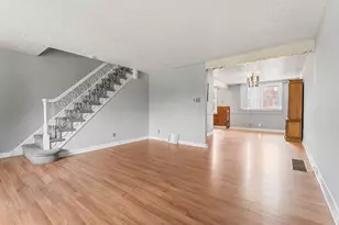 2742 Elbridge St, Philadelphia, PA 19149 - Photo 4