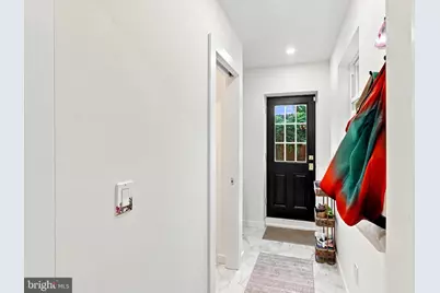2210 E Thompson Street, Philadelphia, PA 19125 - Photo 10