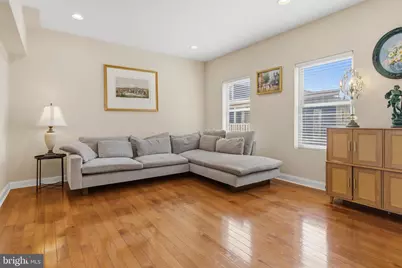 269 Grape Street, Philadelphia, PA 19128 - Photo 2
