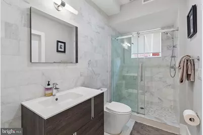 826 N Lawrence Street N, Philadelphia, PA 19123 - Photo 30