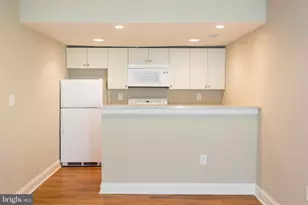 2031-5 South St, Philadelphia, PA 19146 - Photo 10