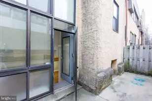 2031-5 South St, Philadelphia, PA 19146 - Photo 14