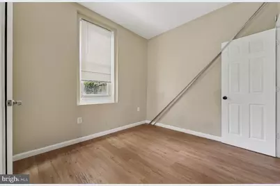 7018 Woodland Avenue, Philadelphia, PA 19142 - Photo 6