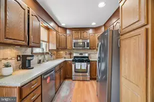 2715 Mower St, Philadelphia, PA 19152 - Photo 20