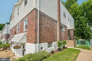 2715 Mower St, Philadelphia, PA 19152 - Photo 2