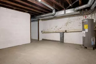 29 E Meehan Ave, Philadelphia, PA 19119 - Photo 24