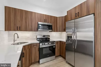 2834 W Glenwood, Philadelphia, PA 19121 - Photo 8